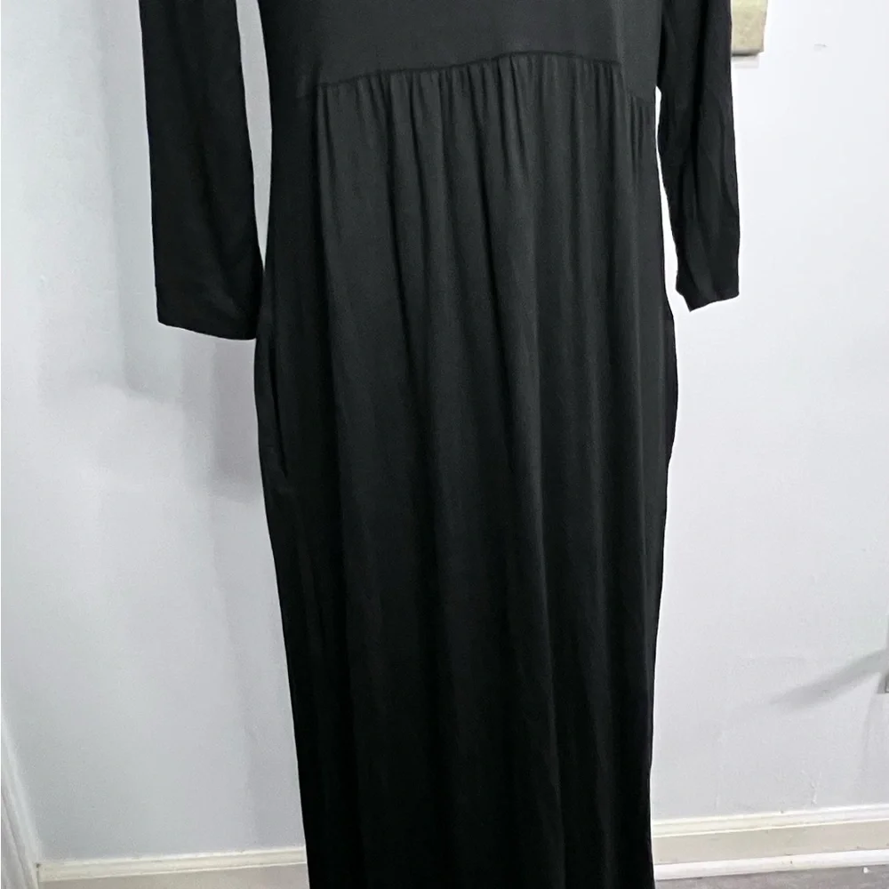 Chic Long Sleeve Black Maxi Dress - Picture 3 of 9